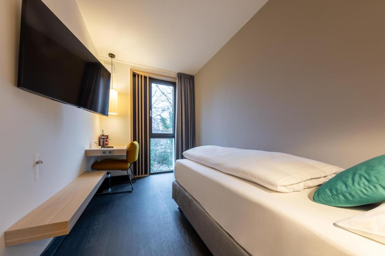 Serways Hotel Hoesel Ratingen Exterior photo